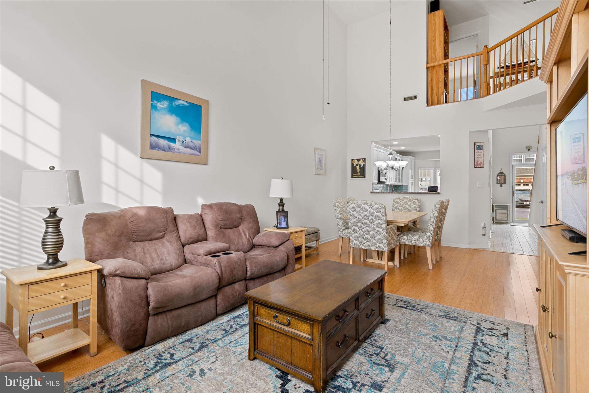 BAY SHORES - Residential