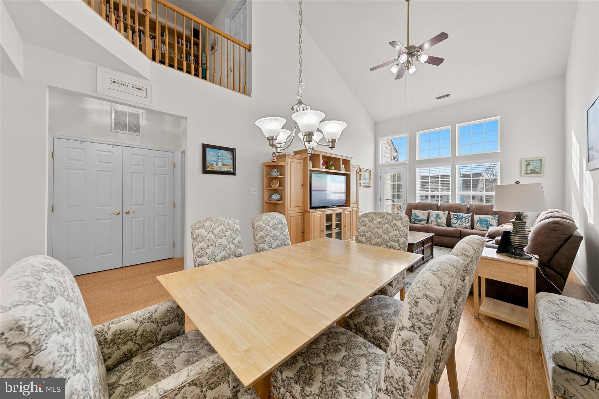 BAY SHORES - Residential