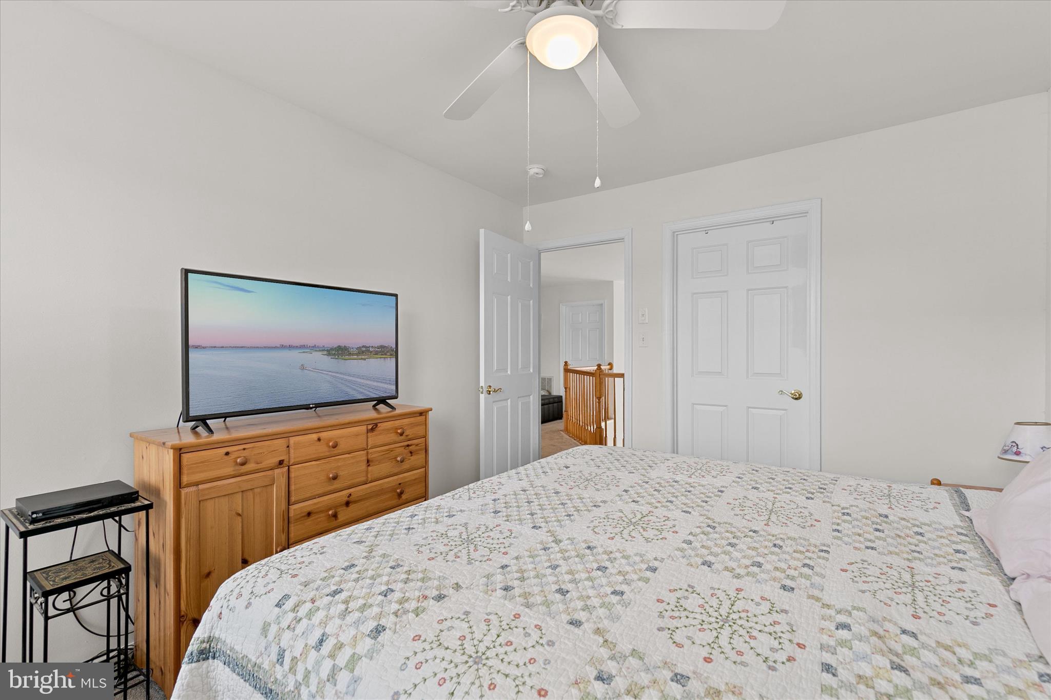 BAY SHORES - Residential