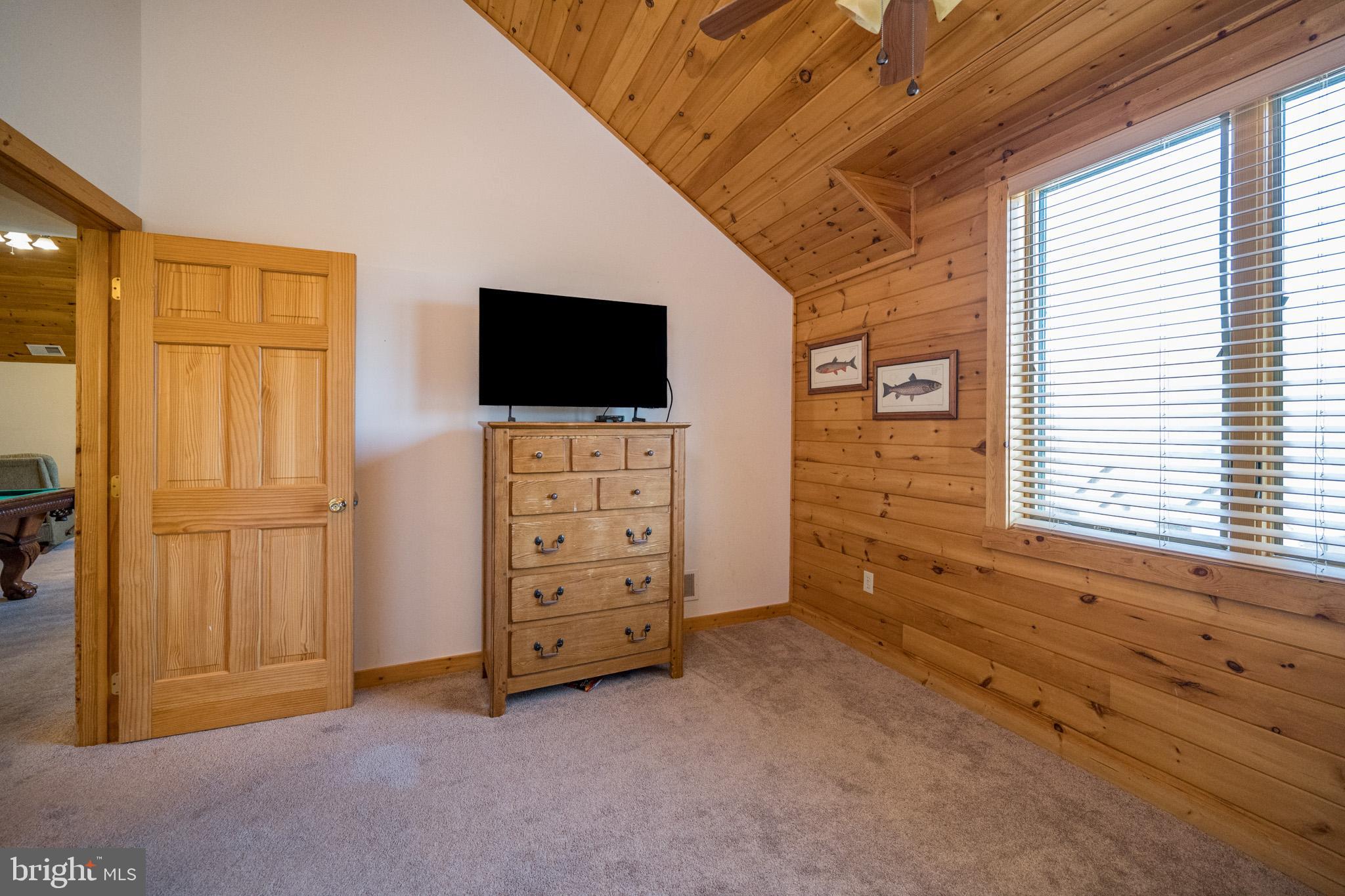 CEDAR SHORES - Residential