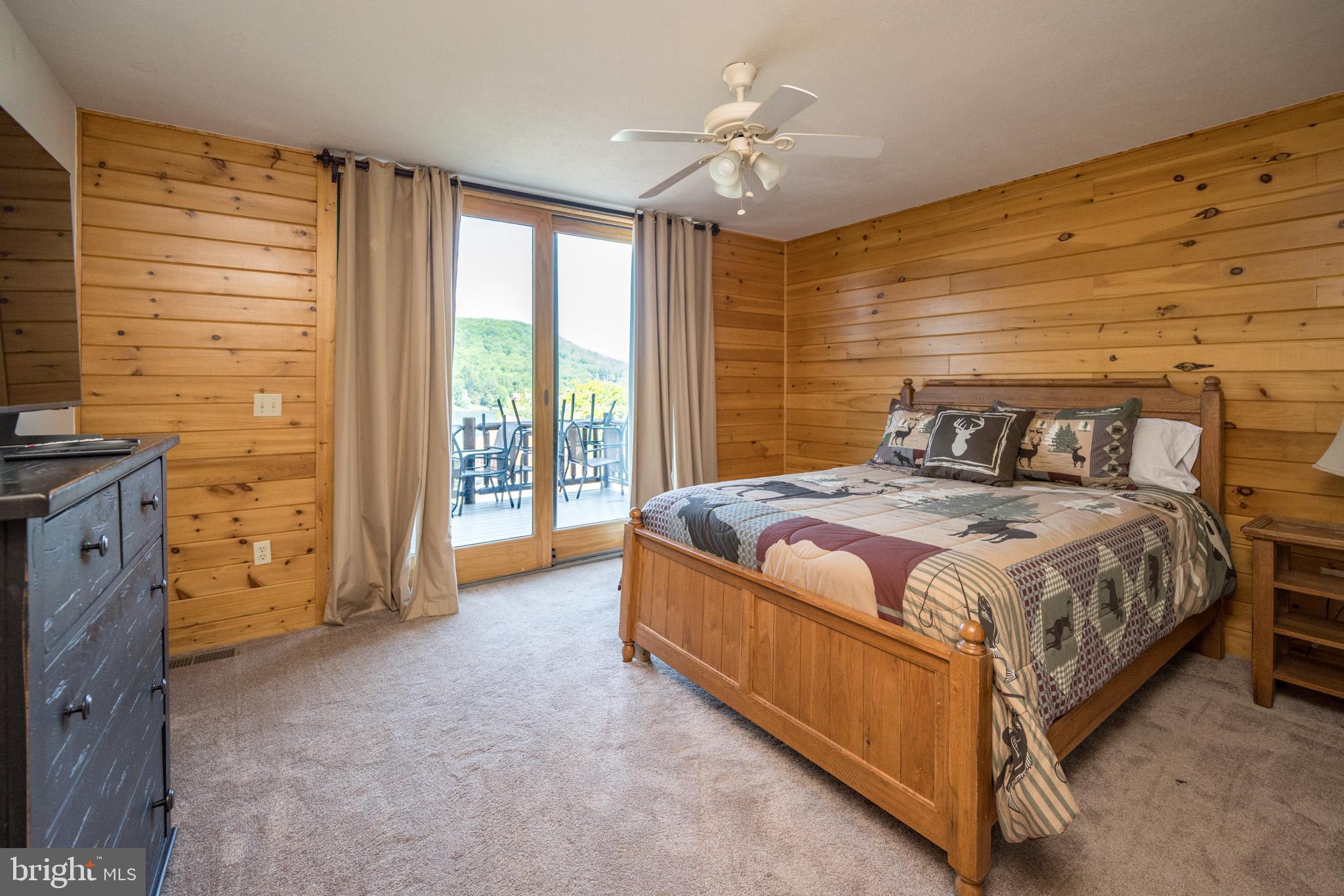 CEDAR SHORES - Residential