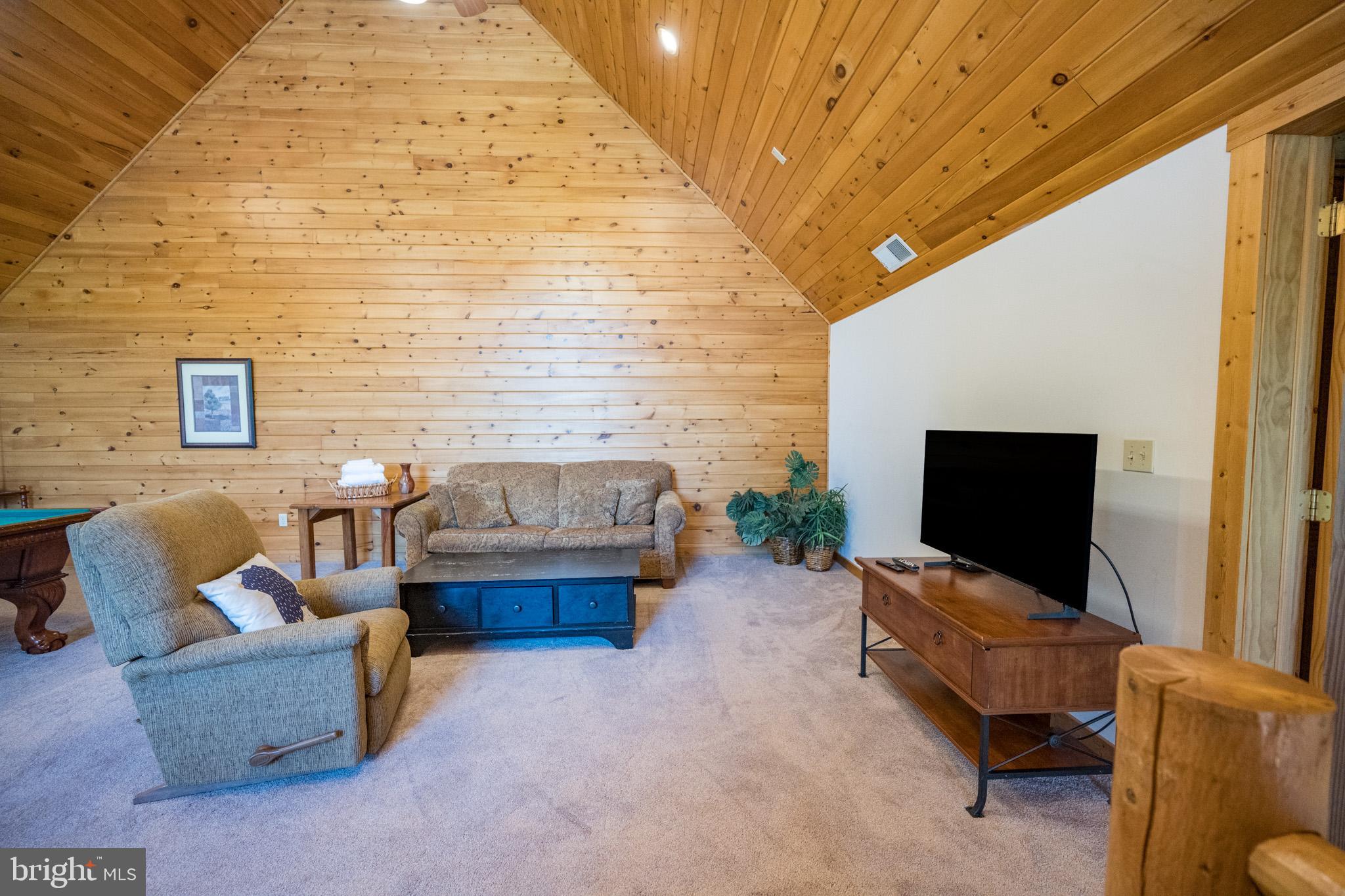 CEDAR SHORES - Residential