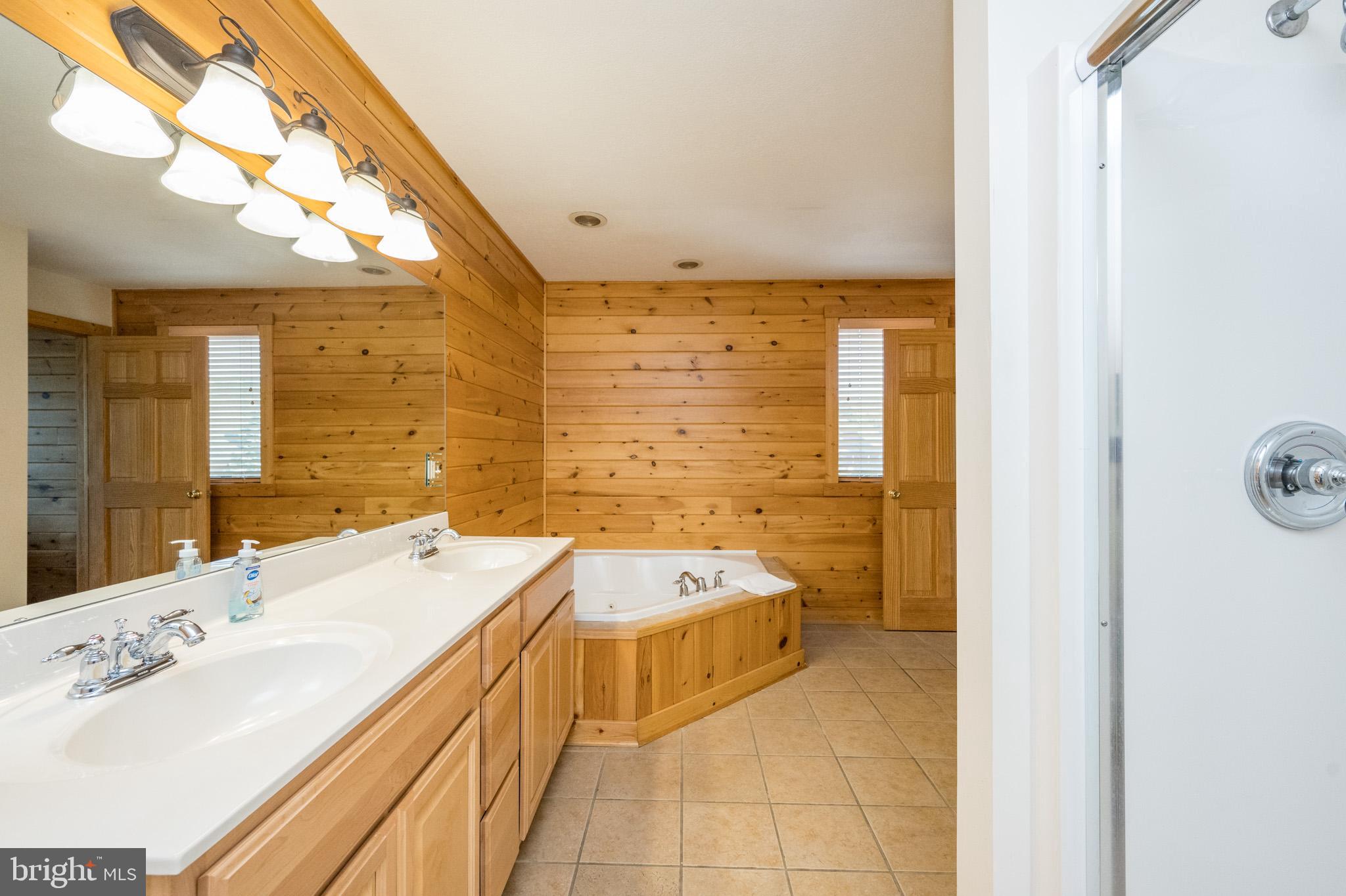 CEDAR SHORES - Residential