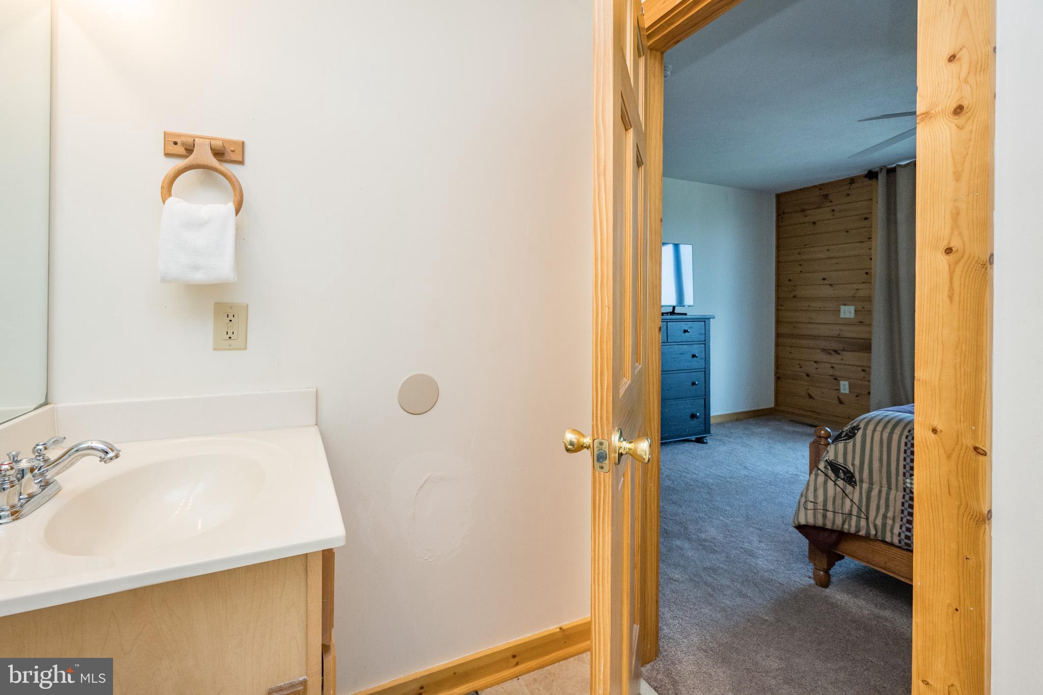 CEDAR SHORES - Residential