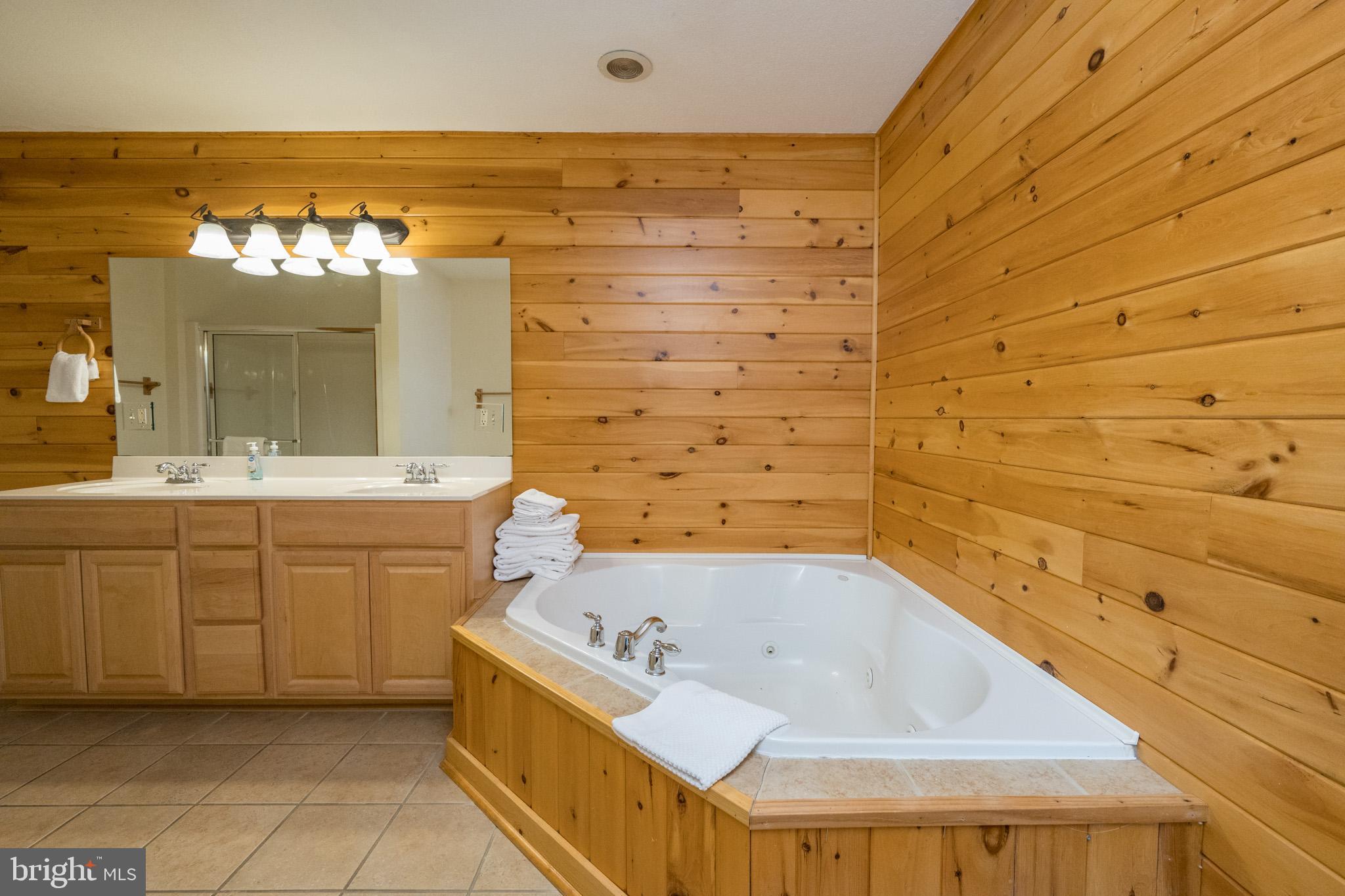 CEDAR SHORES - Residential