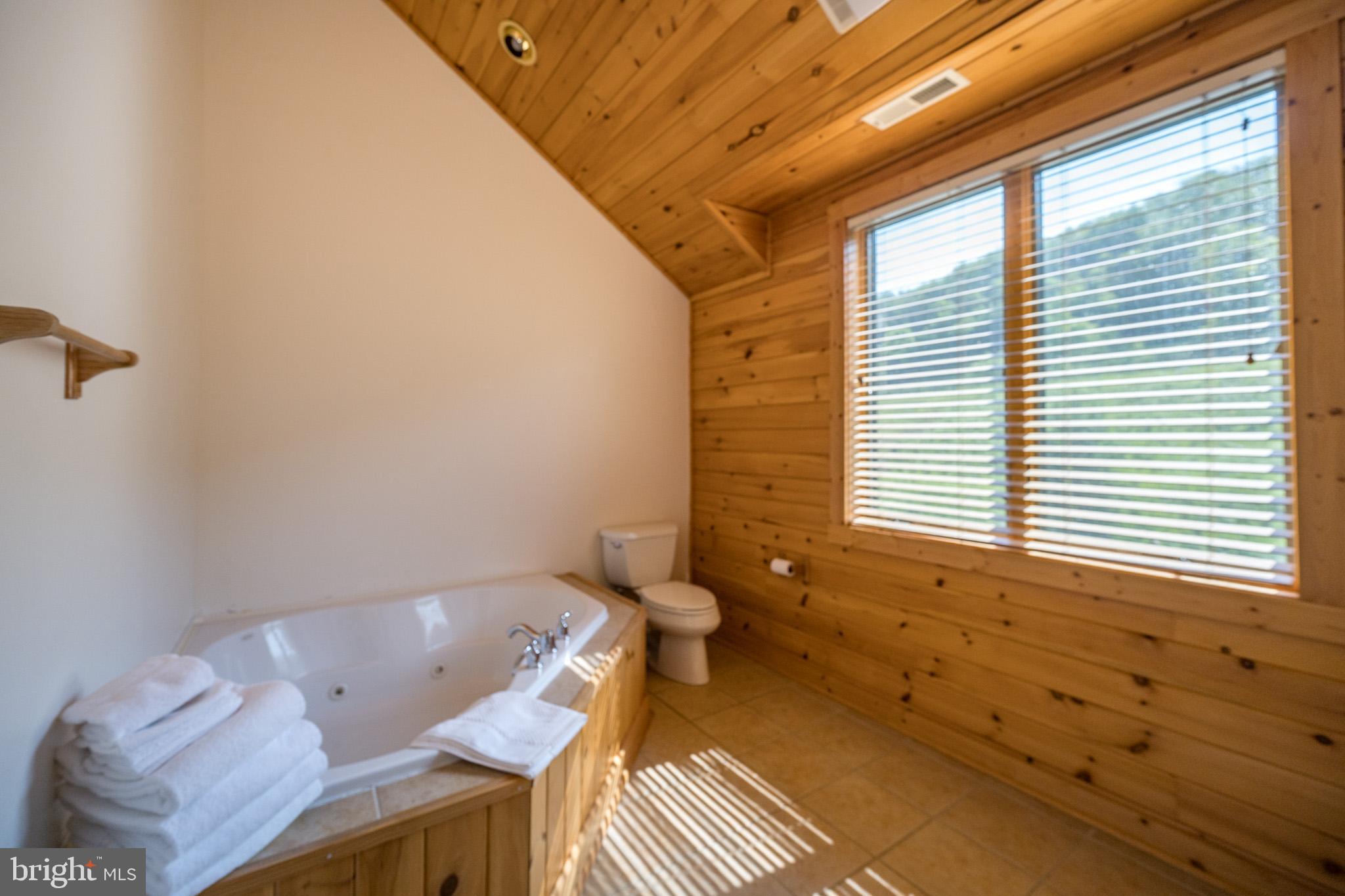 CEDAR SHORES - Residential