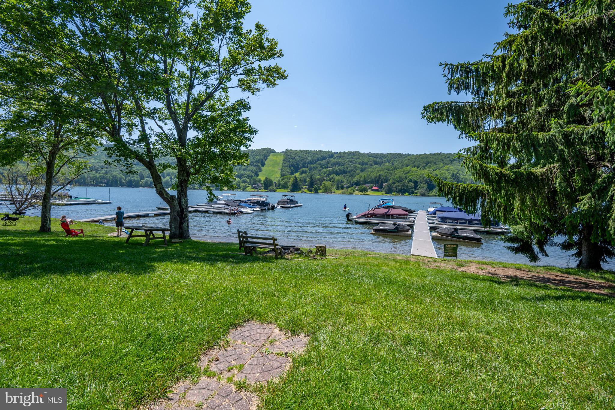 CEDAR SHORES - Residential