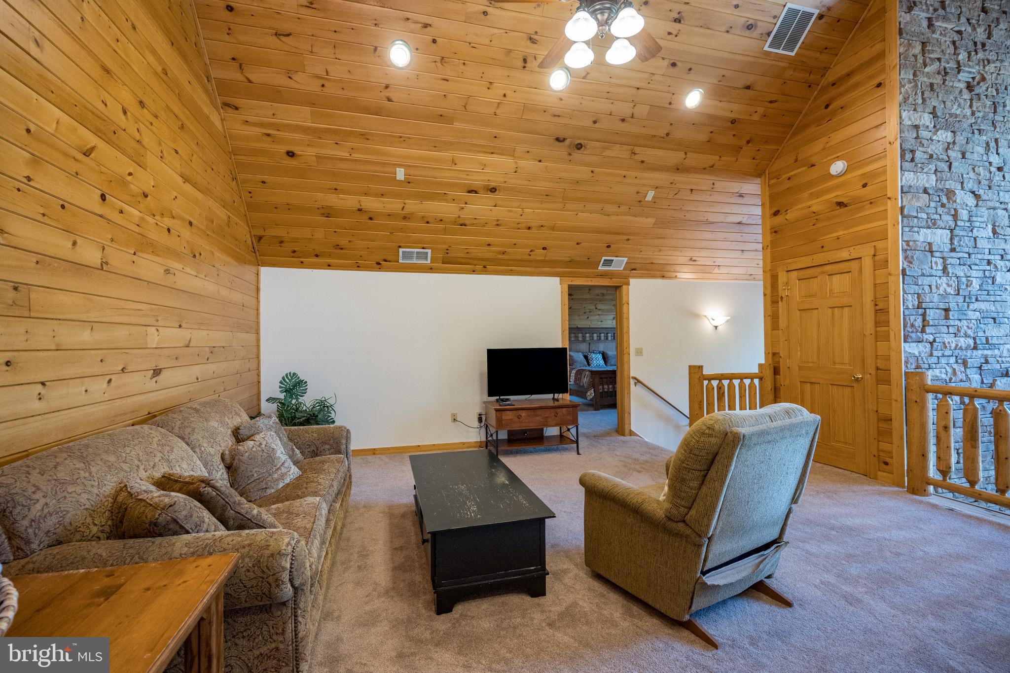 CEDAR SHORES - Residential