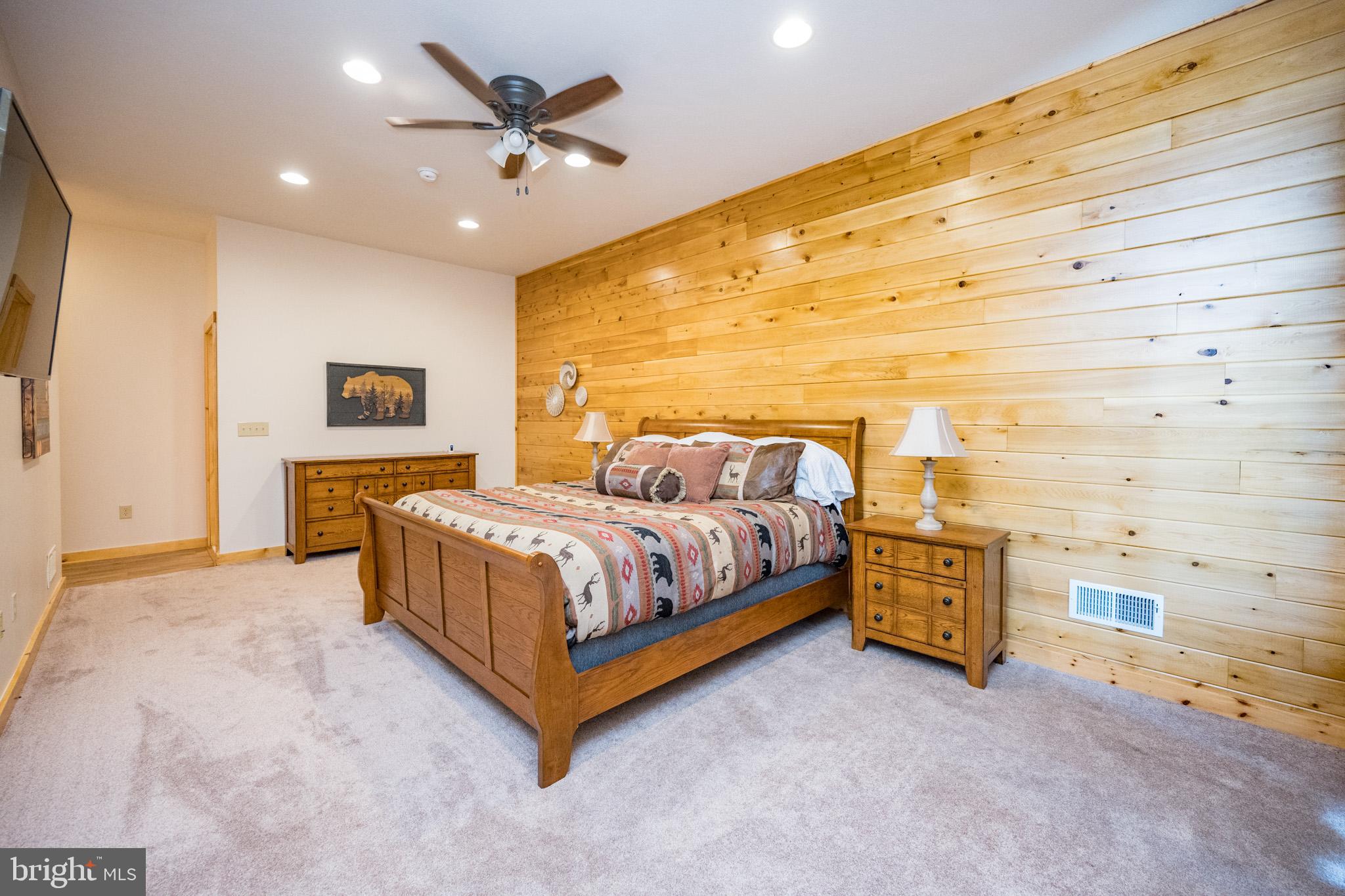 CEDAR SHORES - Residential