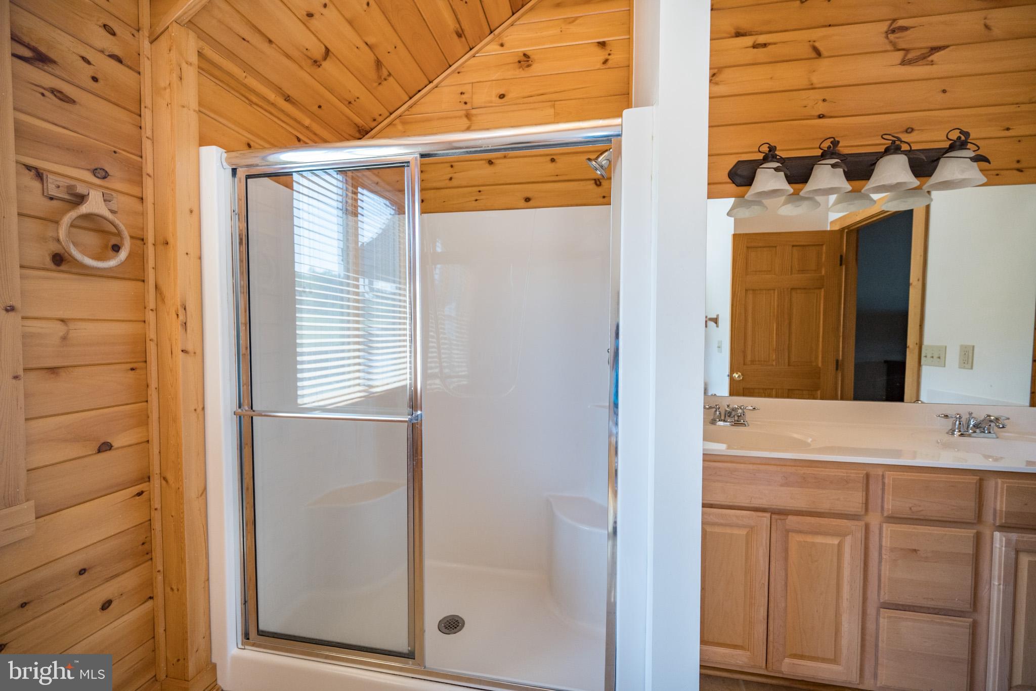 CEDAR SHORES - Residential