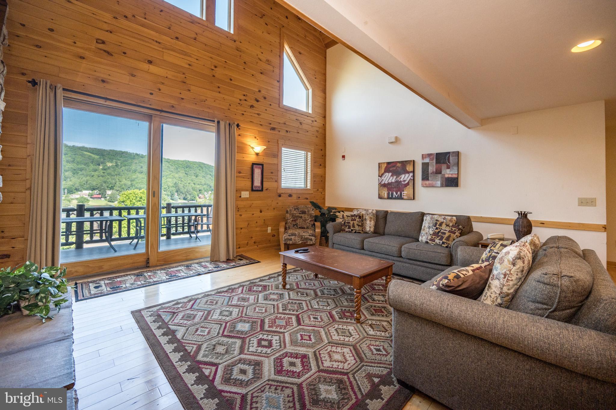 CEDAR SHORES - Residential