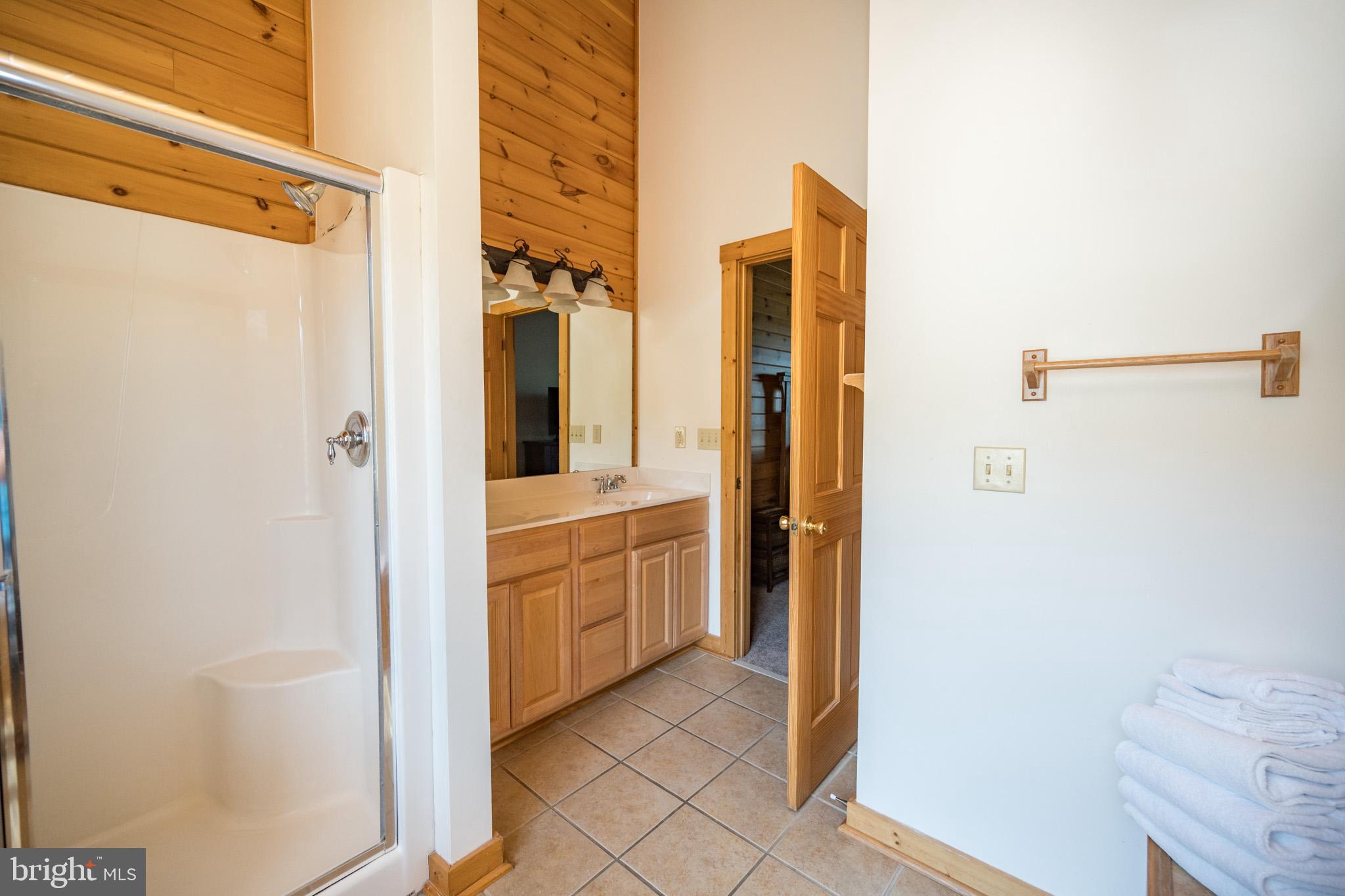 CEDAR SHORES - Residential