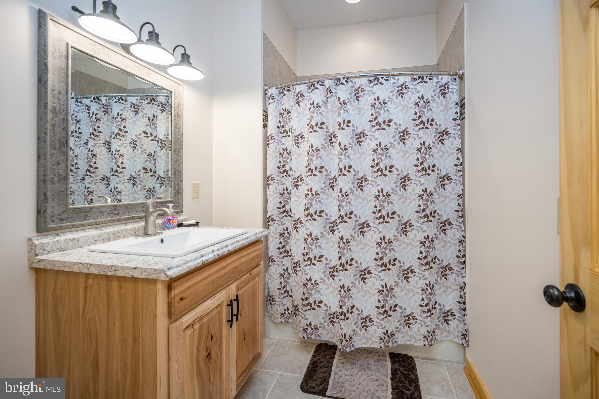 CEDAR SHORES - Residential