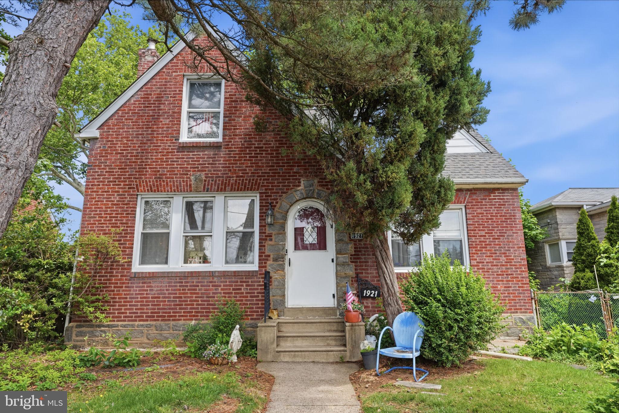 1921 RIPLEY STREET