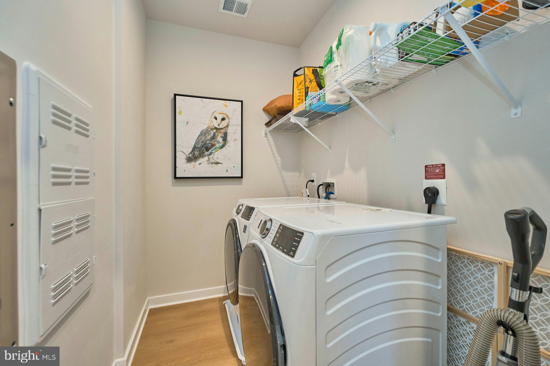 TALL OAKS - Residential Lease