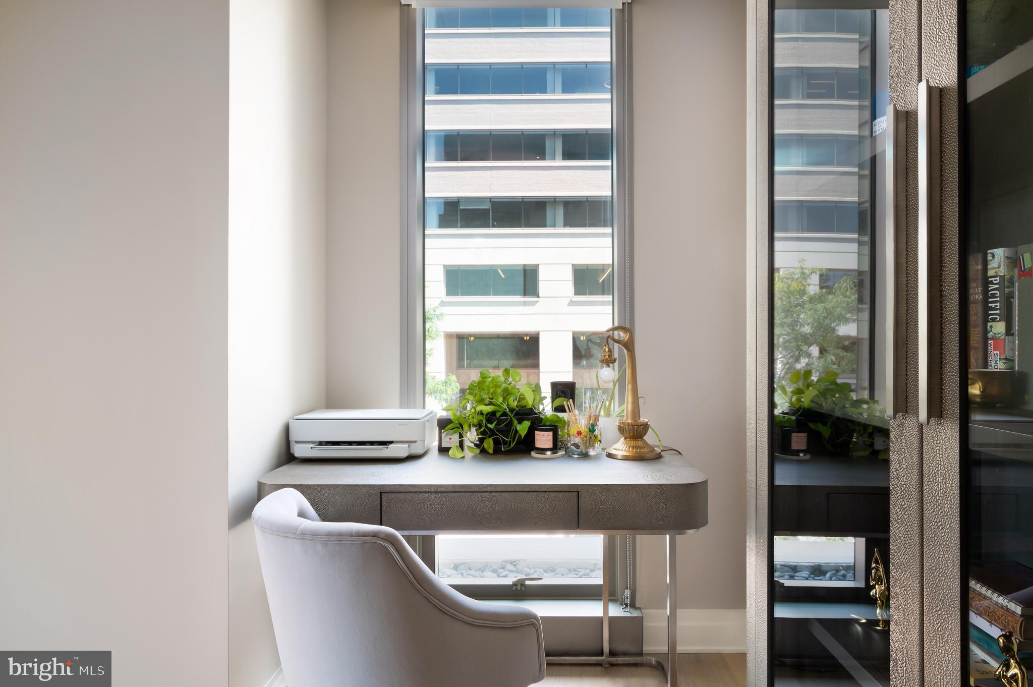 WEST END - Residential