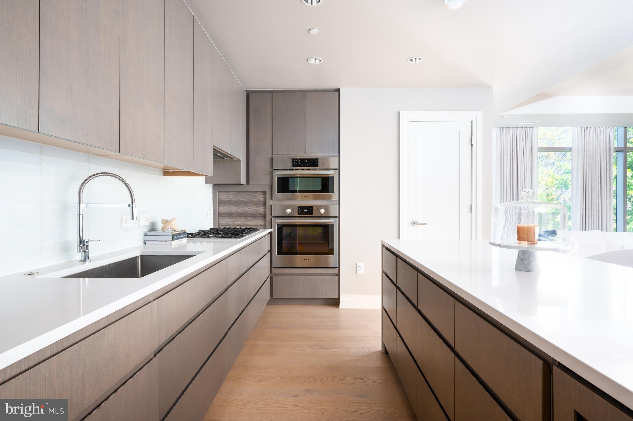 WEST END - Residential