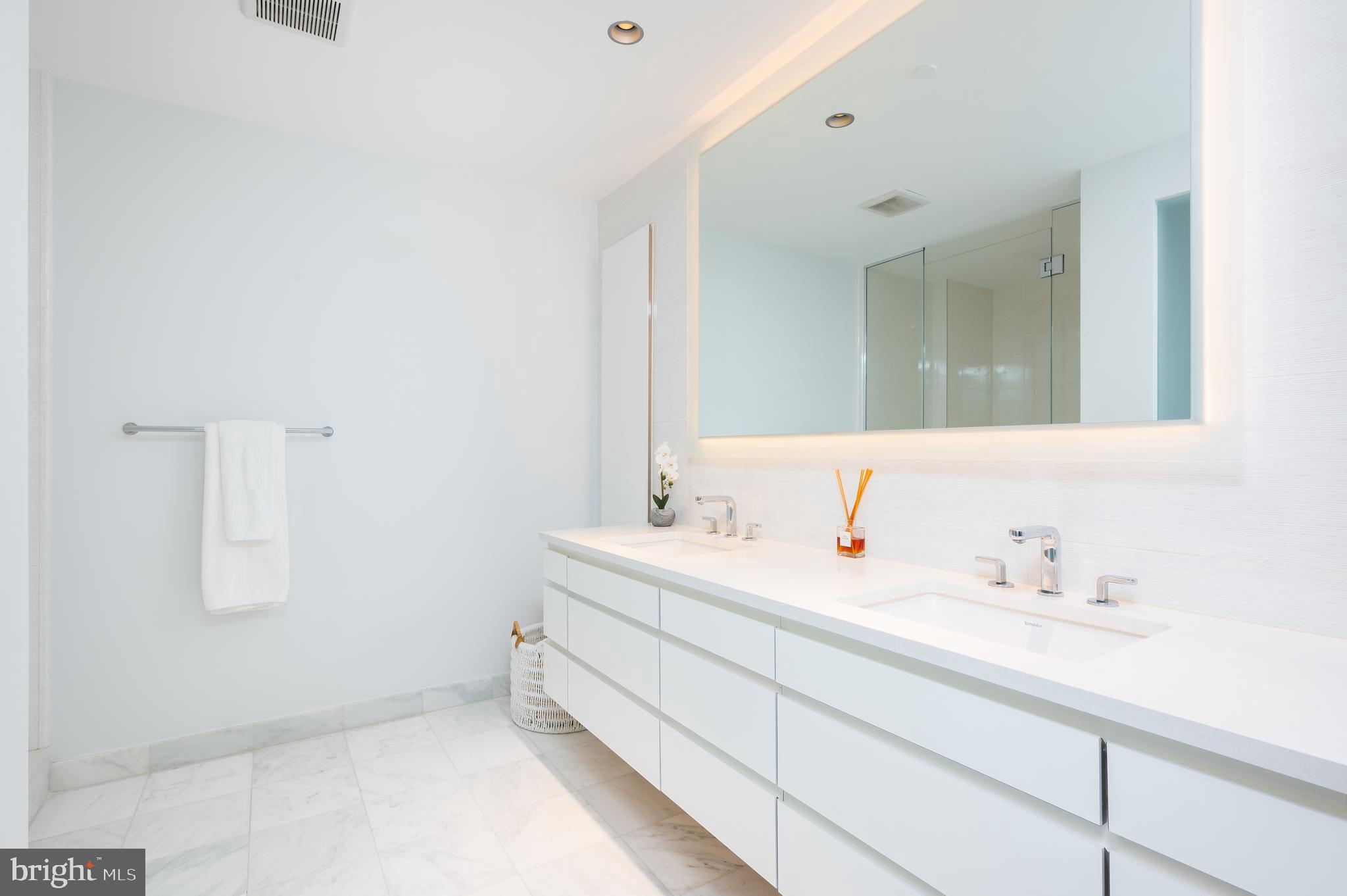 WEST END - Residential