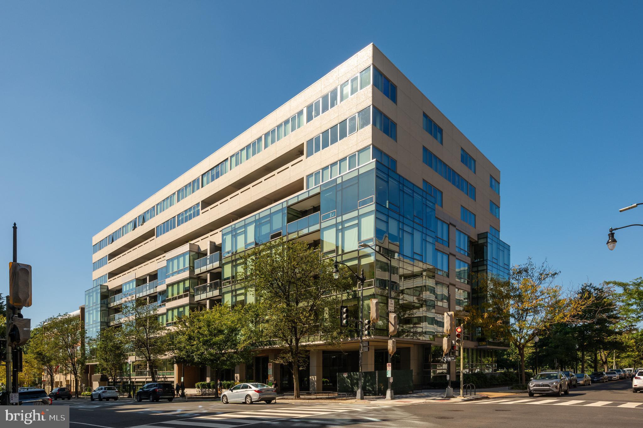 WEST END - Residential