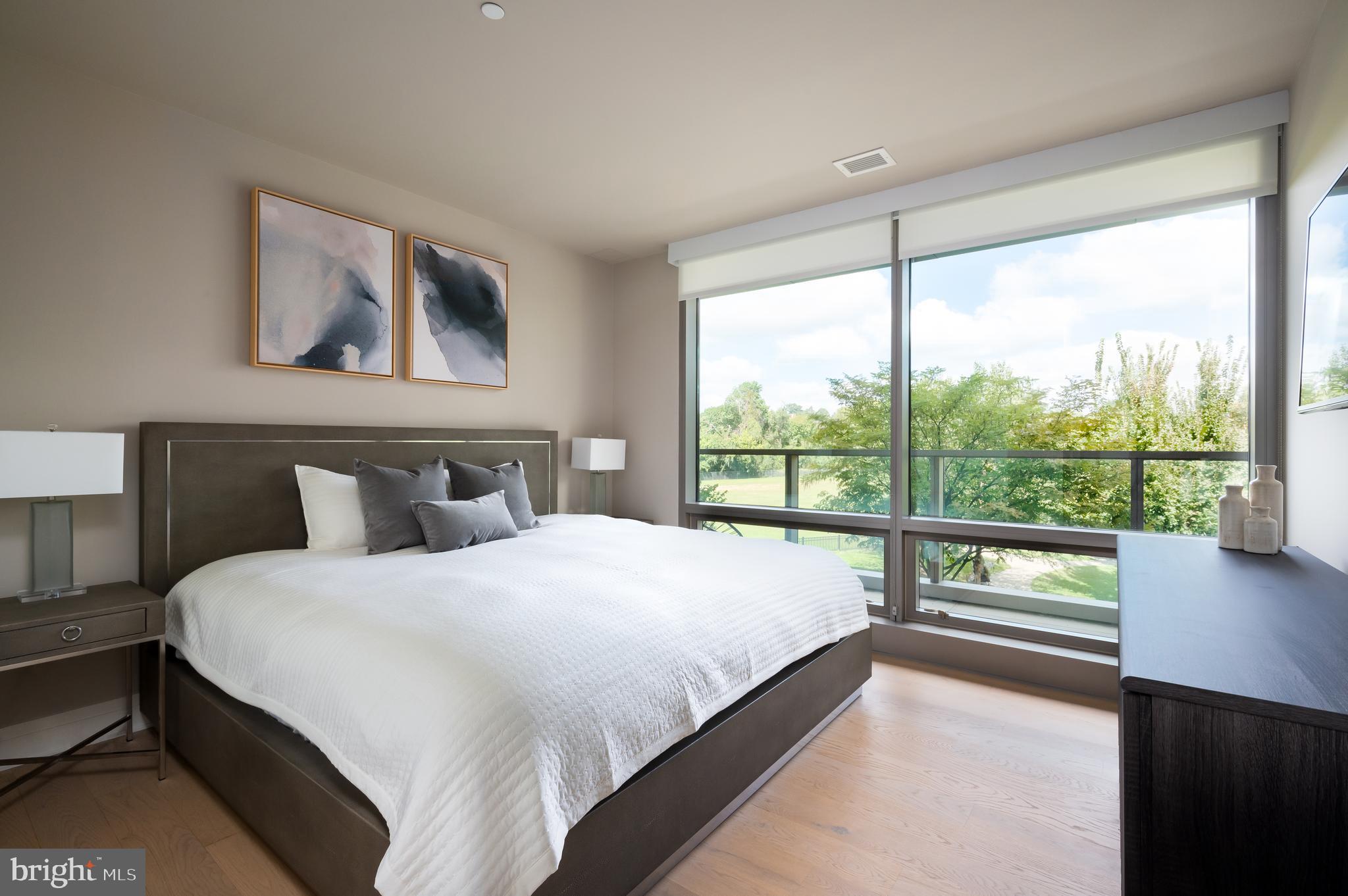 WEST END - Residential