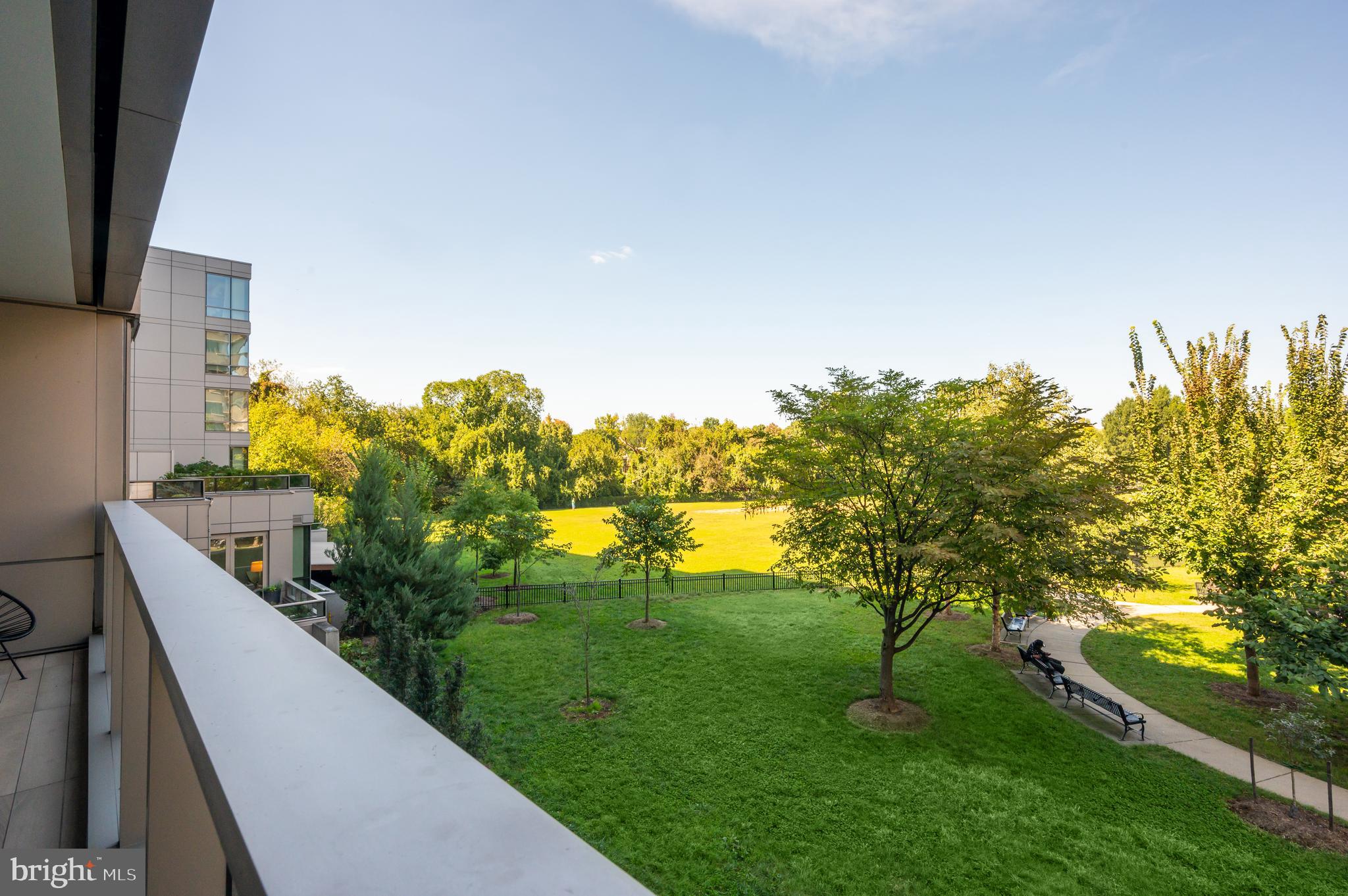WEST END - Residential