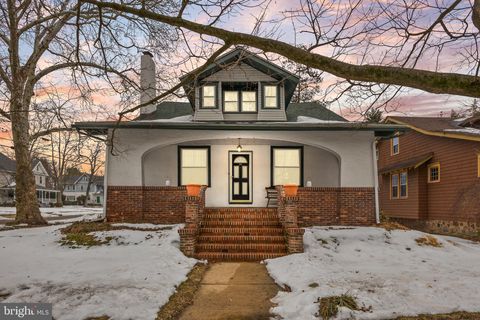 137 LESLIE AVENUE MERCHANTVILLE NJ 08109