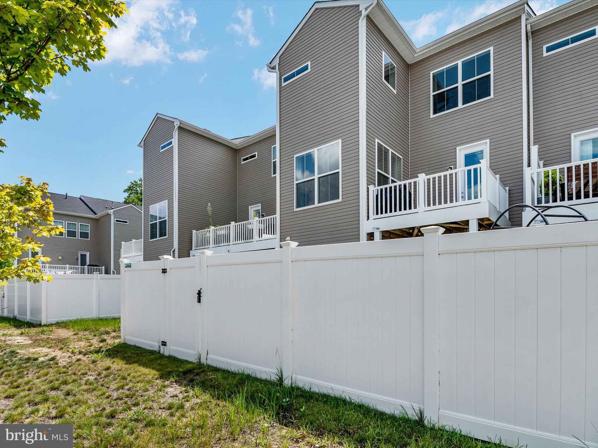 ENCLAVE AT WAUGH CHAPEL - Residential Lease