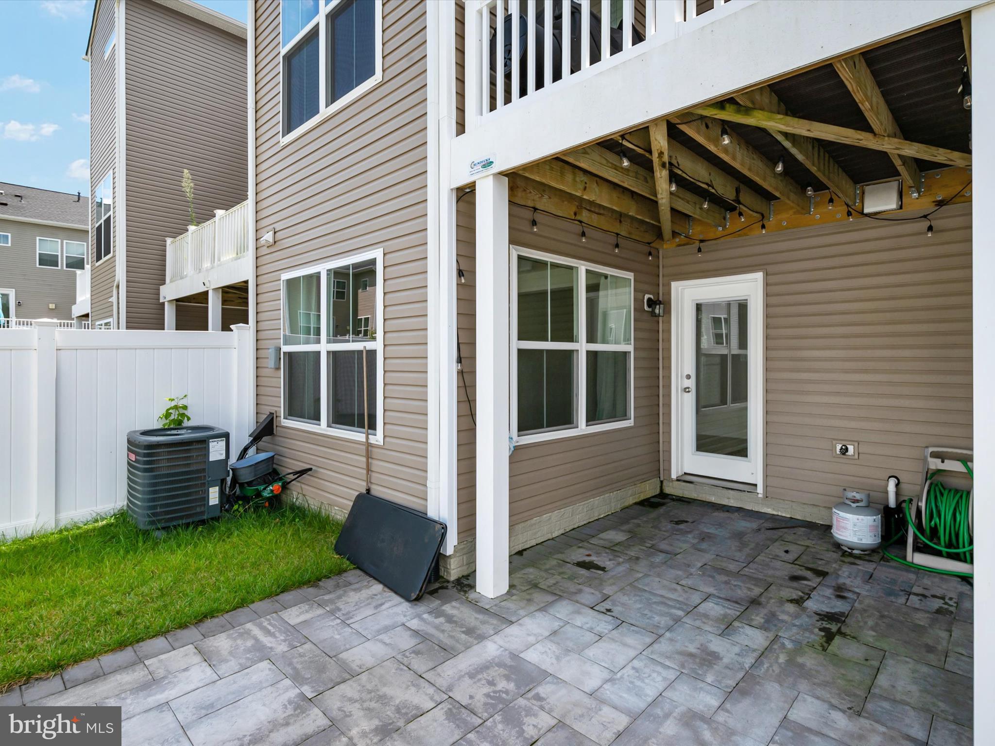 ENCLAVE AT WAUGH CHAPEL - Residential Lease