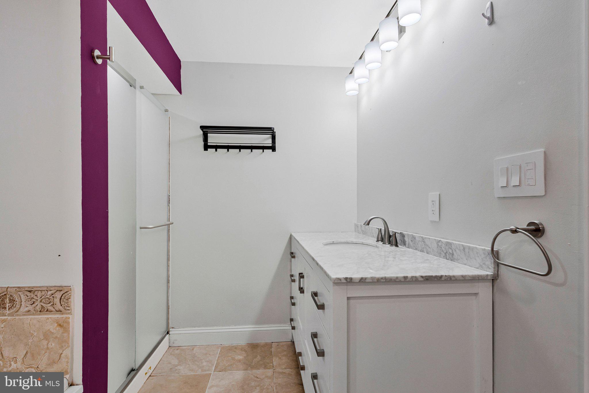 REGULARS - Residential