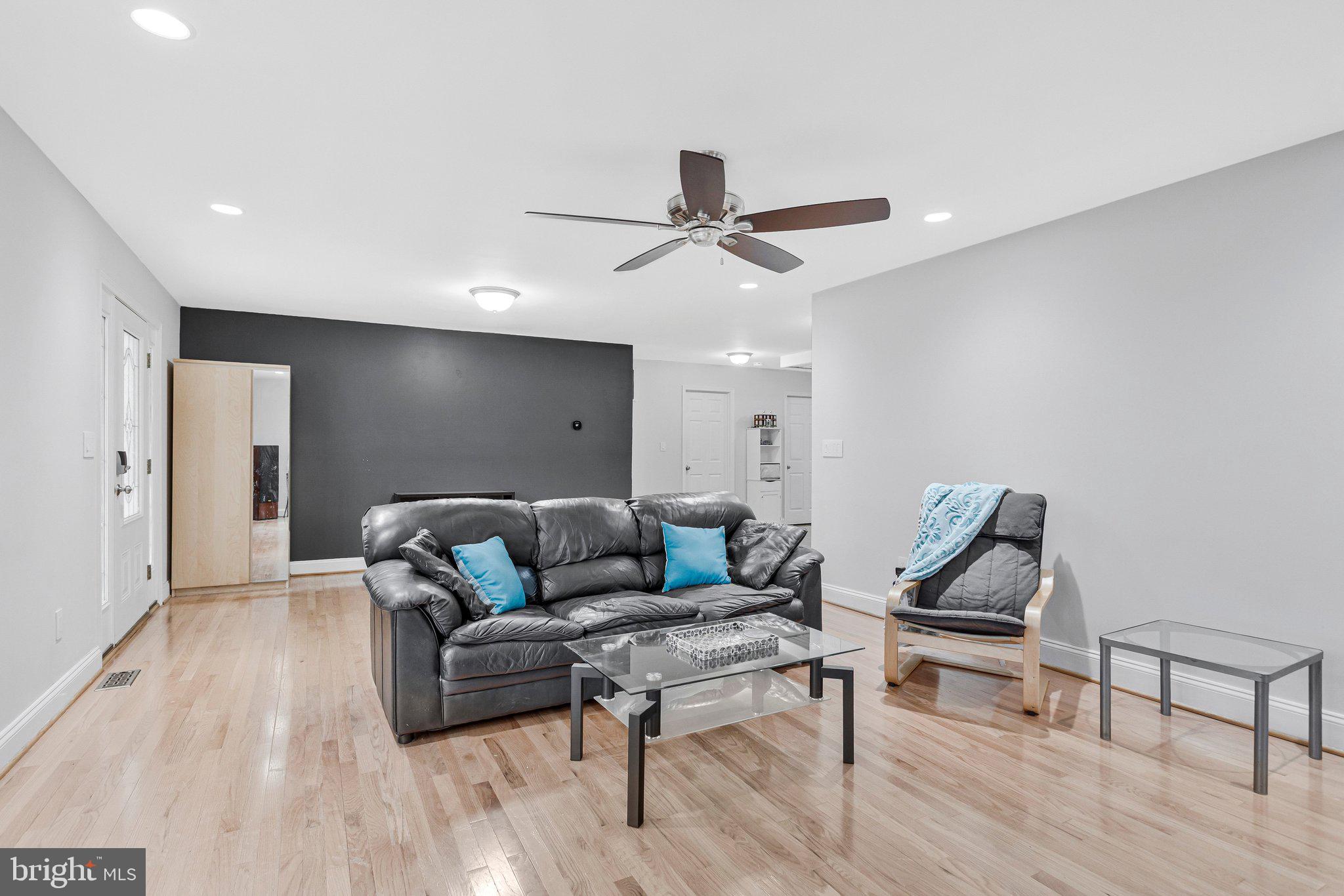 REGULARS - Residential