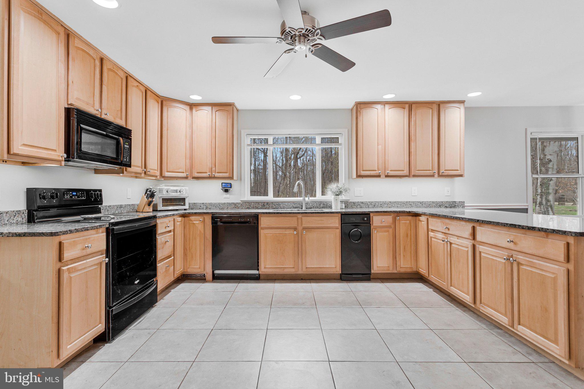 REGULARS - Residential