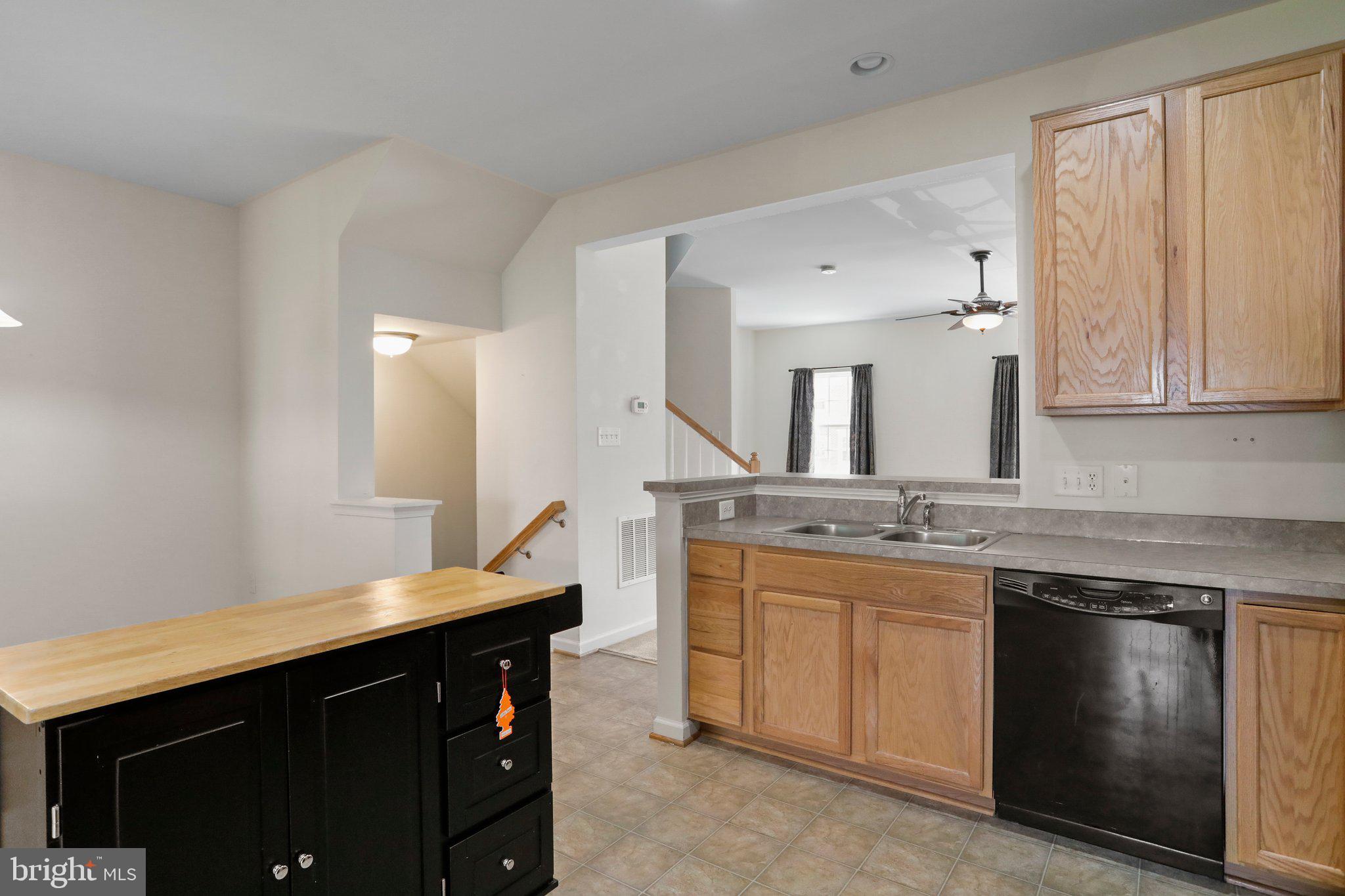 WINDMILL CROSSING - Residential Lease