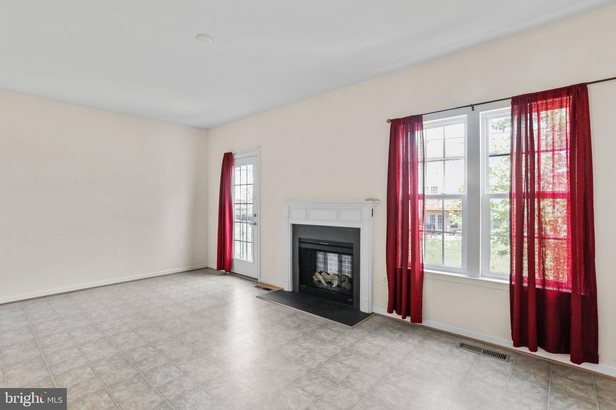 WINDMILL CROSSING - Residential Lease