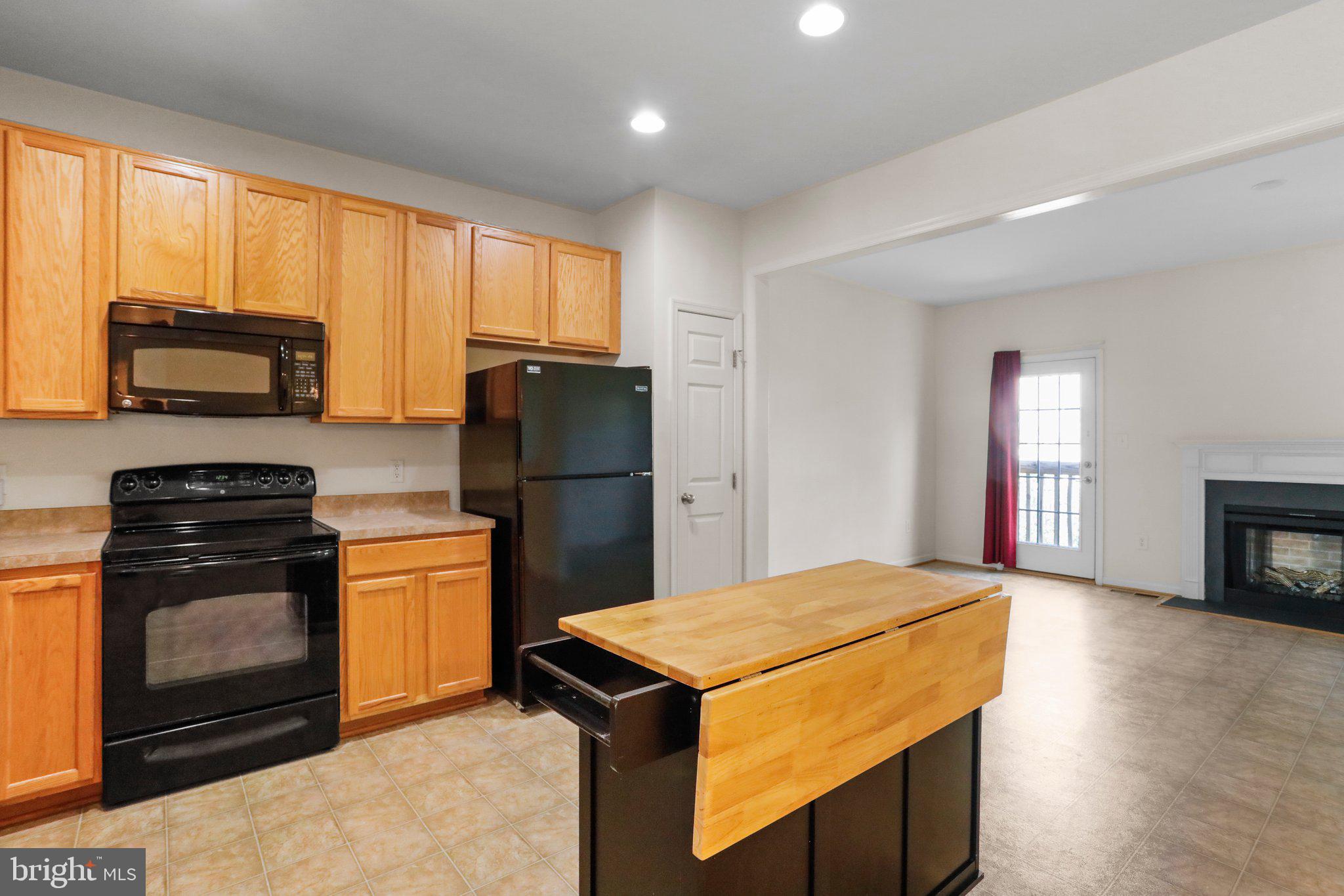 WINDMILL CROSSING - Residential Lease