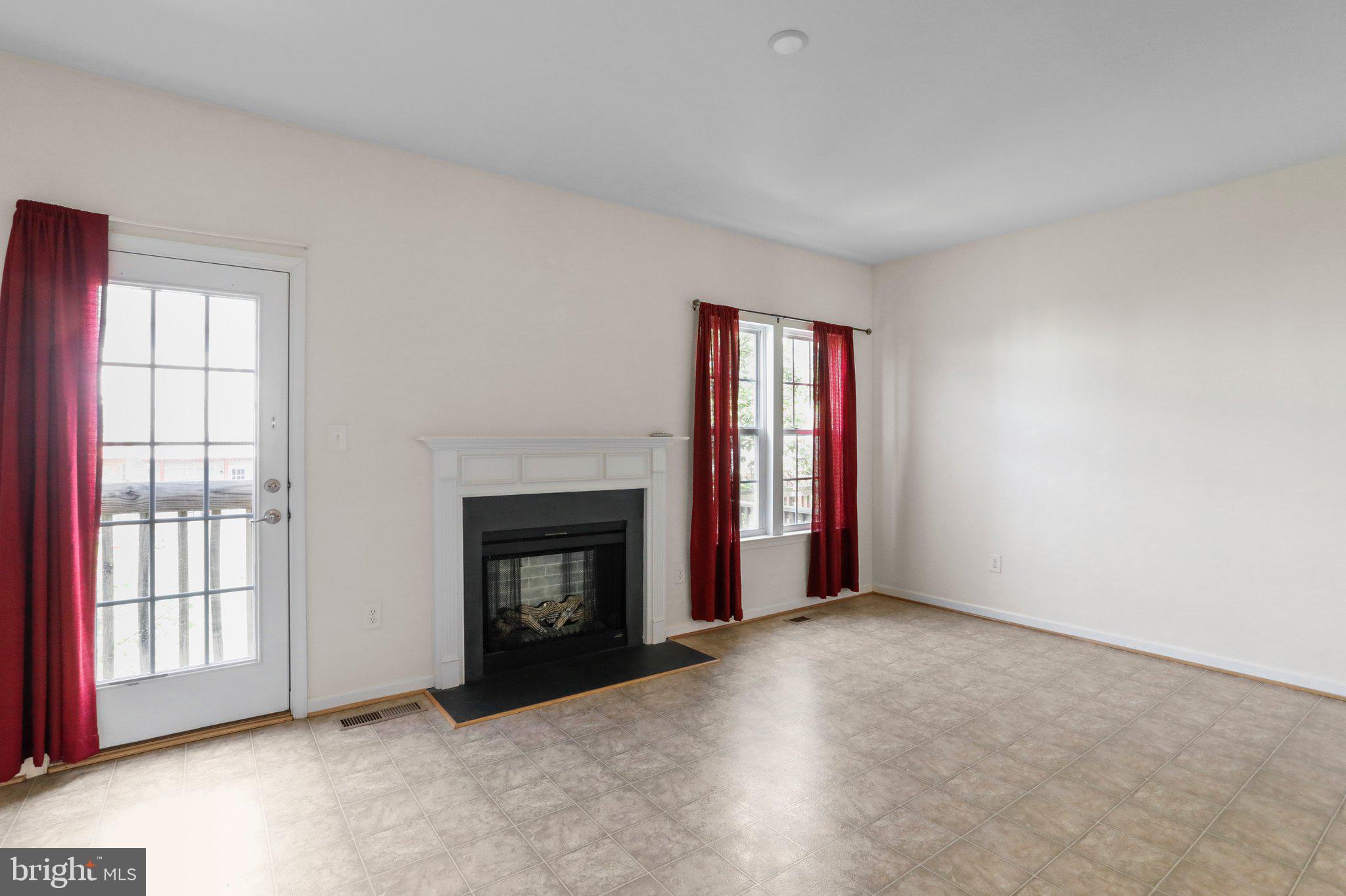 WINDMILL CROSSING - Residential Lease