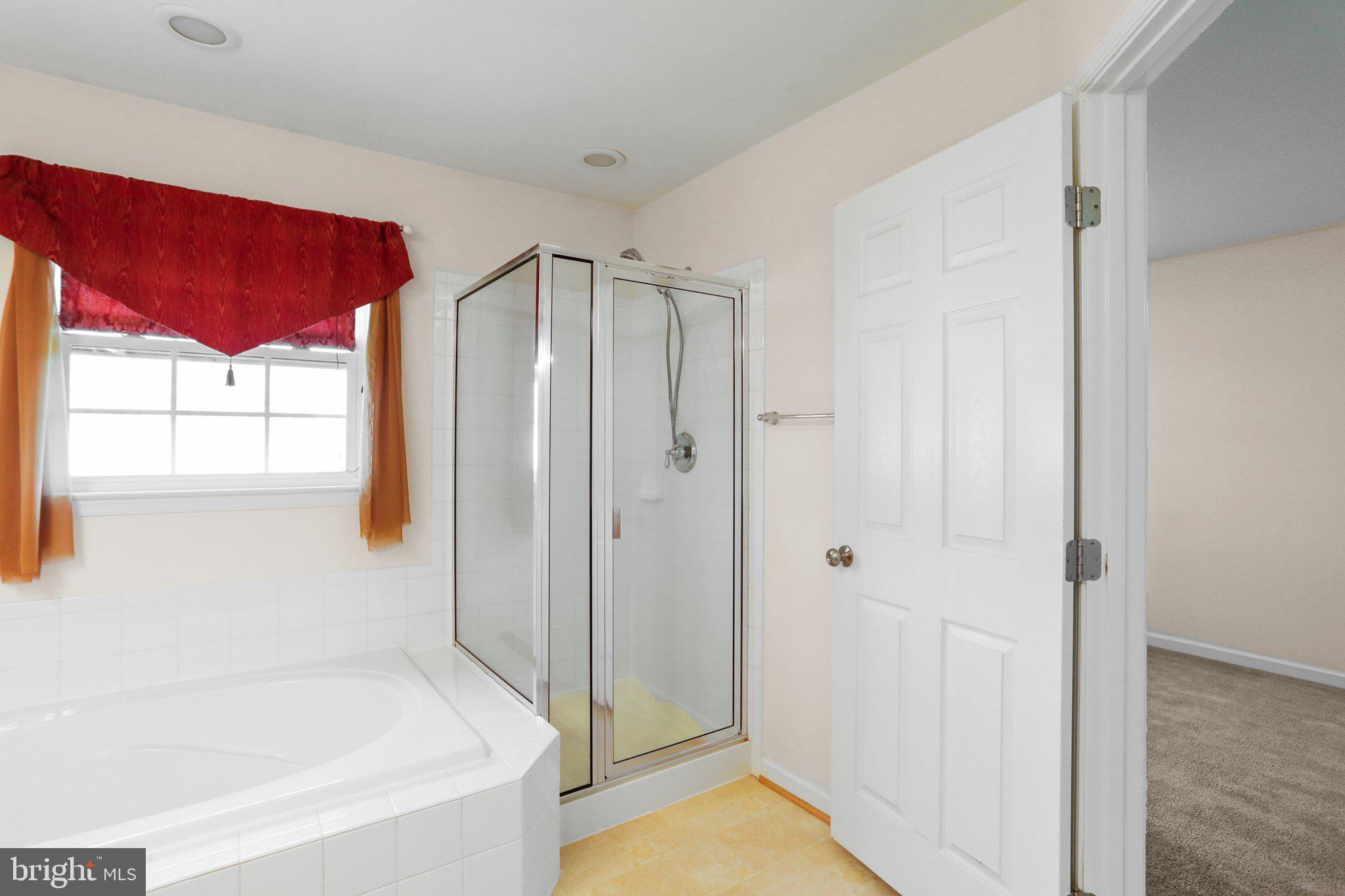 WINDMILL CROSSING - Residential Lease