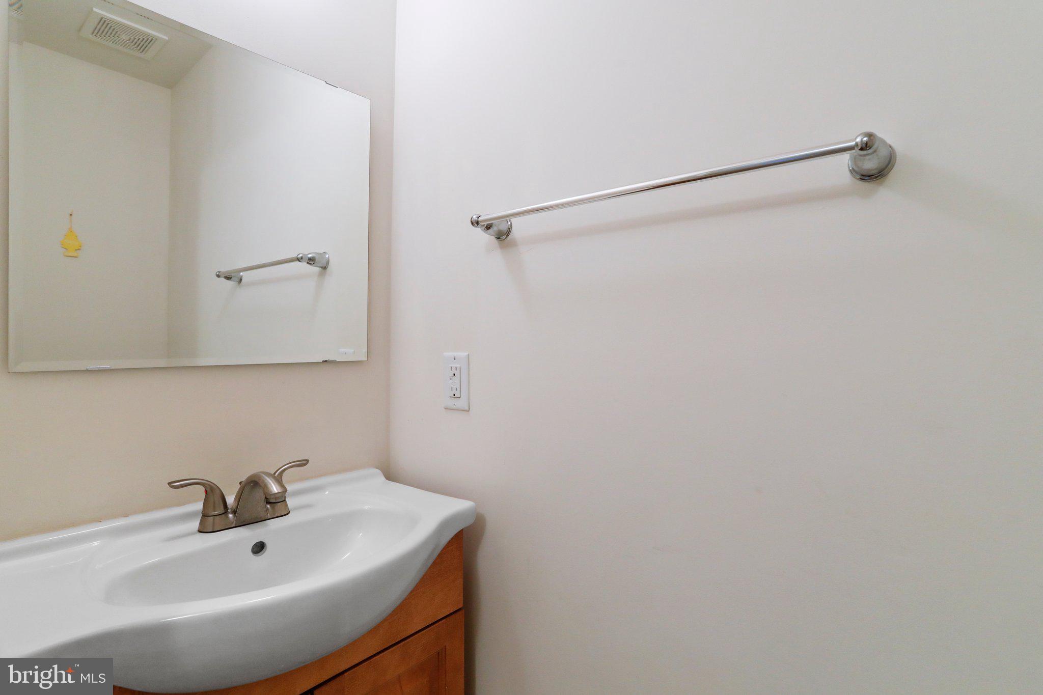 WINDMILL CROSSING - Residential Lease