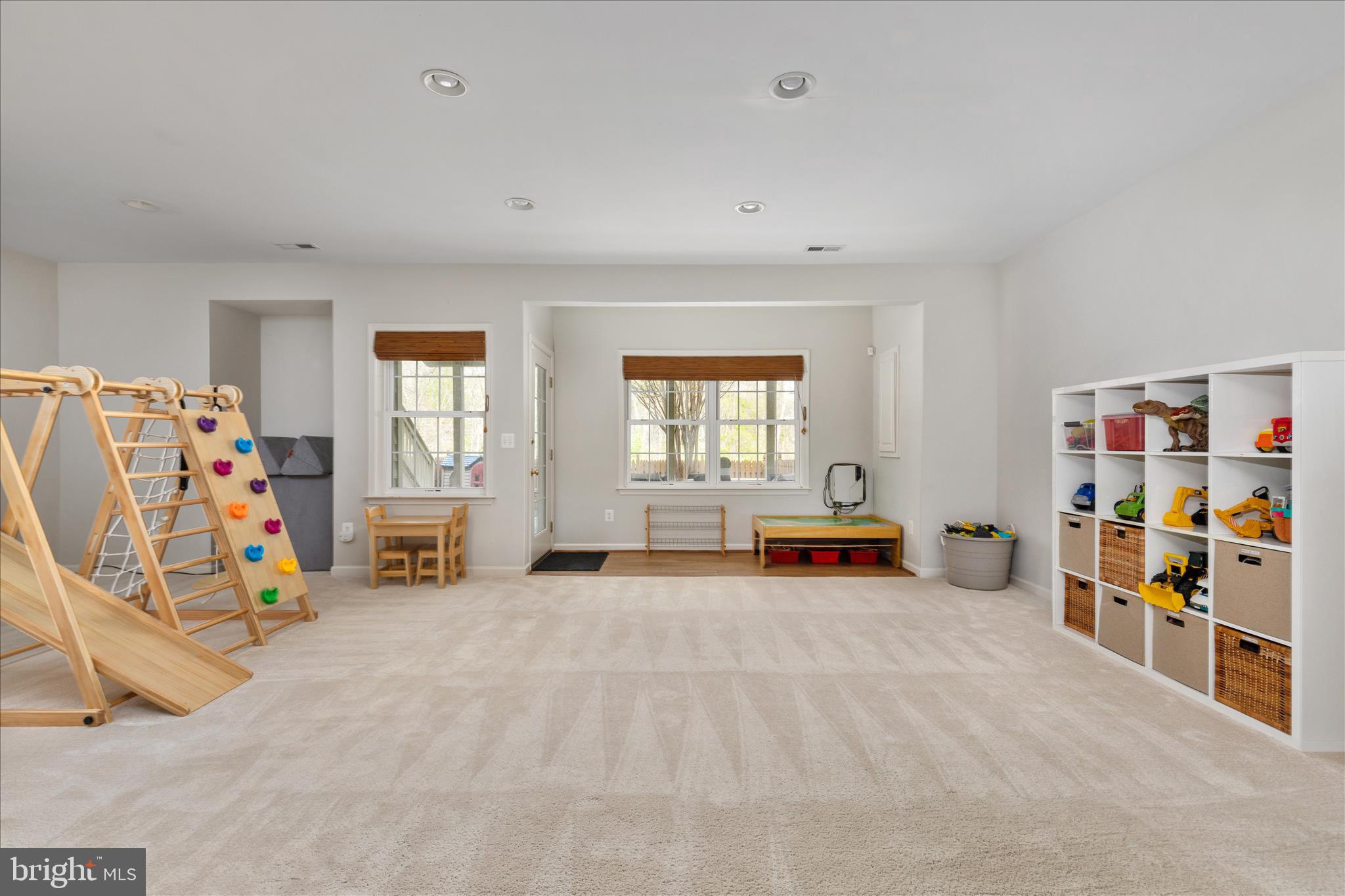 DOMINION VALLEY - Residential