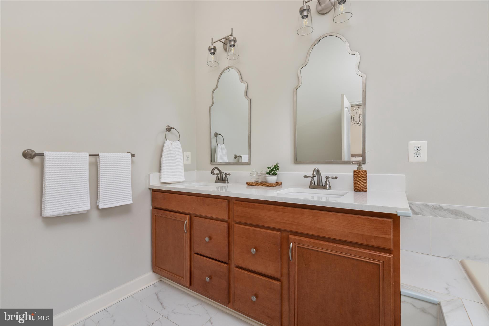 DOMINION VALLEY - Residential