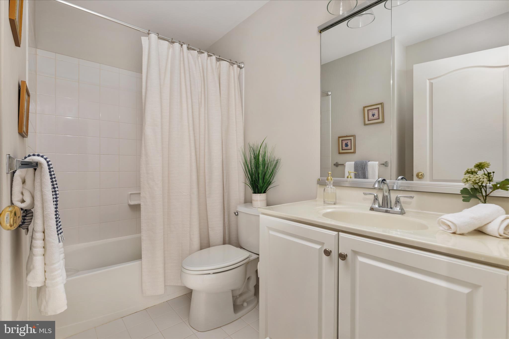 DOMINION VALLEY - Residential