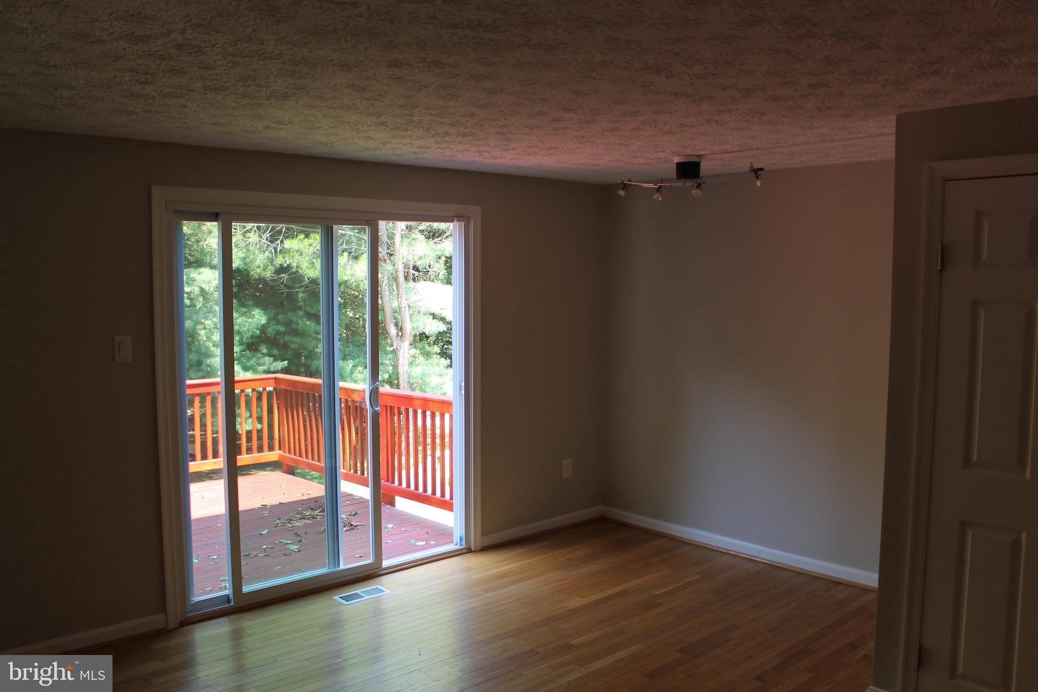 ULMSTEAD GARDENS - Residential Lease