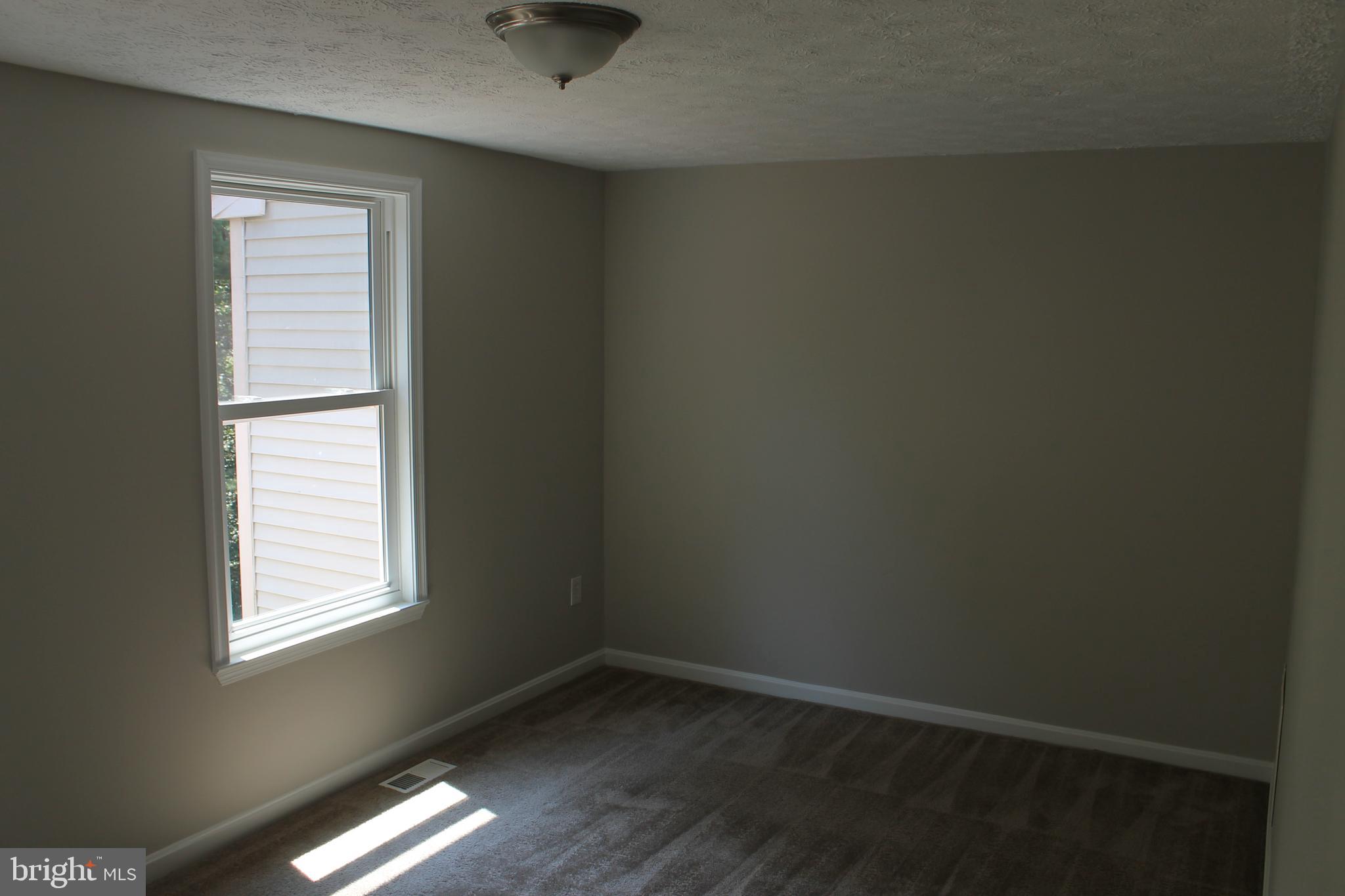 ULMSTEAD GARDENS - Residential Lease