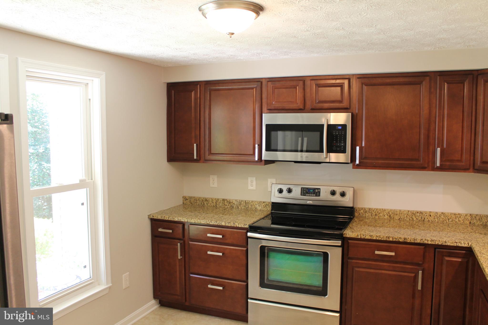 ULMSTEAD GARDENS - Residential Lease