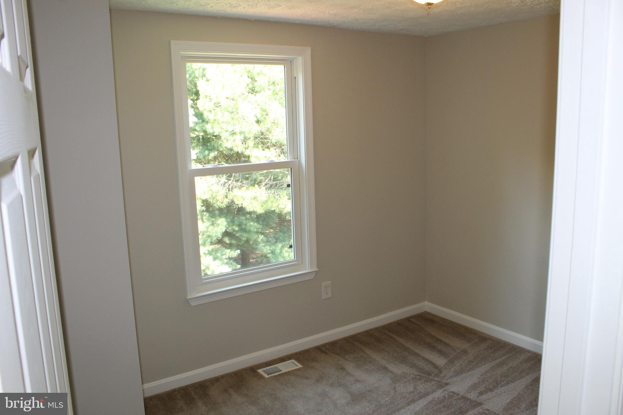 ULMSTEAD GARDENS - Residential Lease