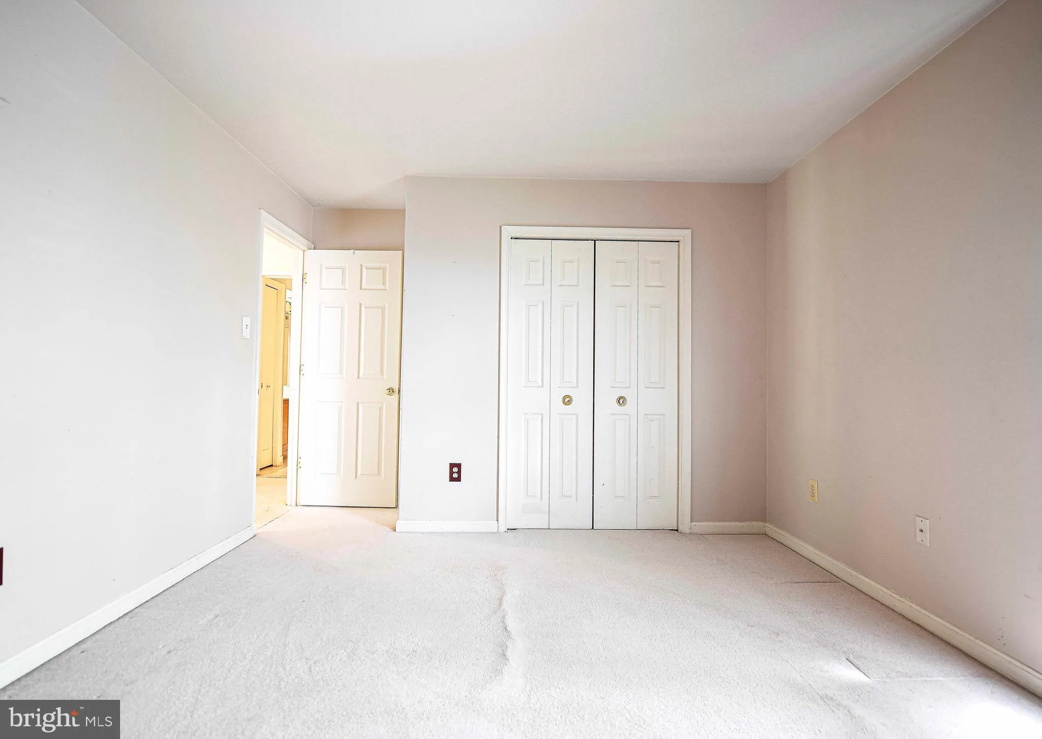 Randallstown, Maryland 21133, United States, 3 Bedrooms Bedrooms, ,3 BathroomsBathrooms,Residential,Pending,123484