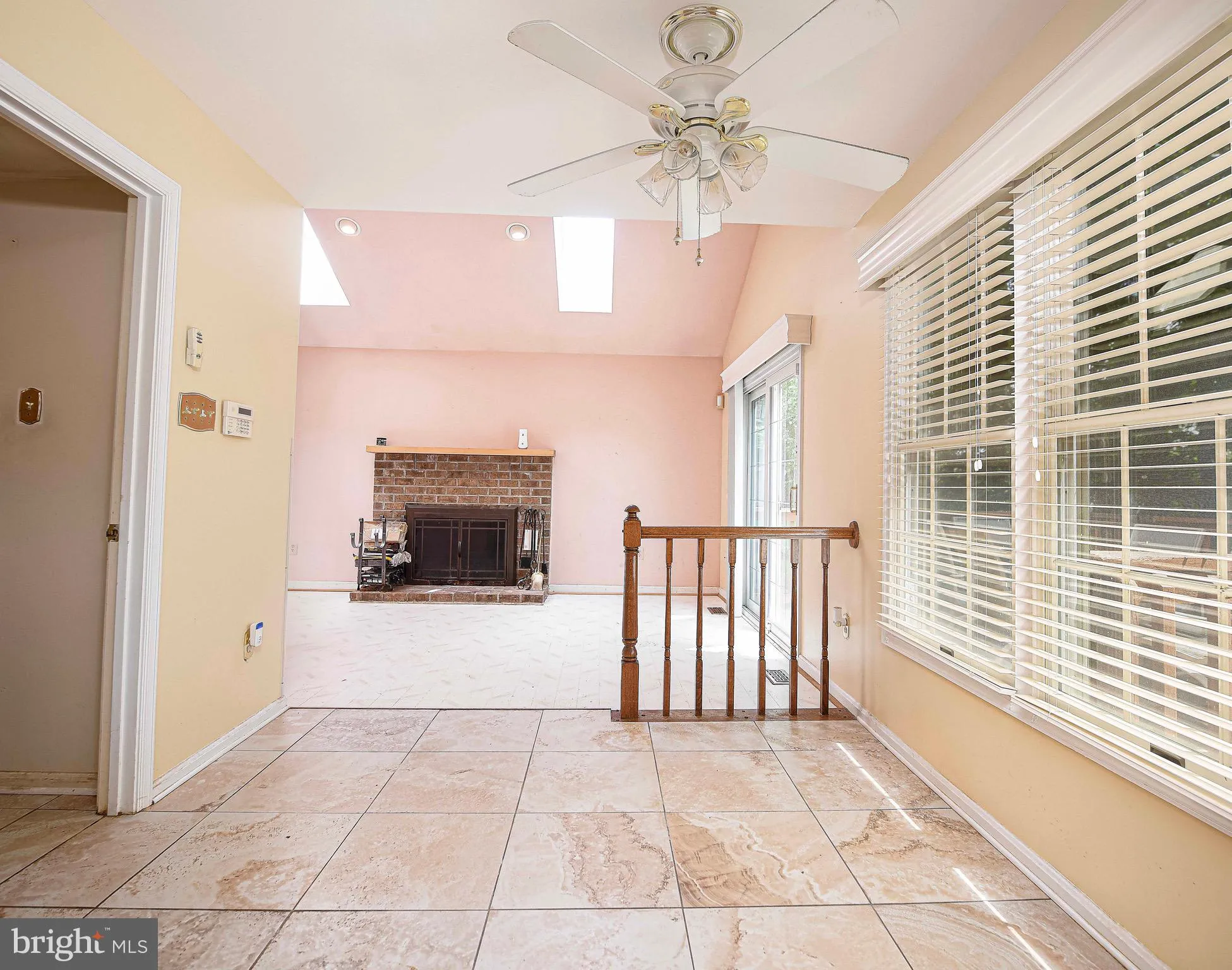 Randallstown, Maryland 21133, United States, 3 Bedrooms Bedrooms, ,3 BathroomsBathrooms,Residential,Pending,123484