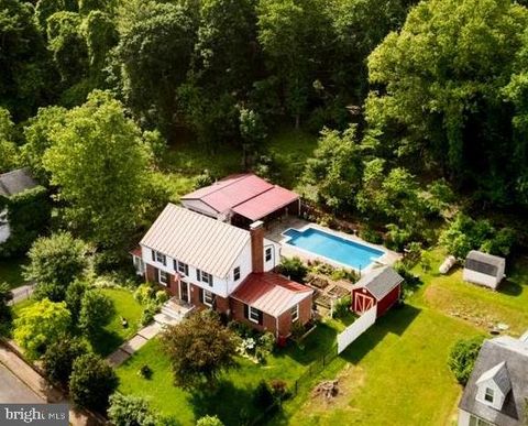 356 WIRGMAN AVENUE ROMNEY WV 26757