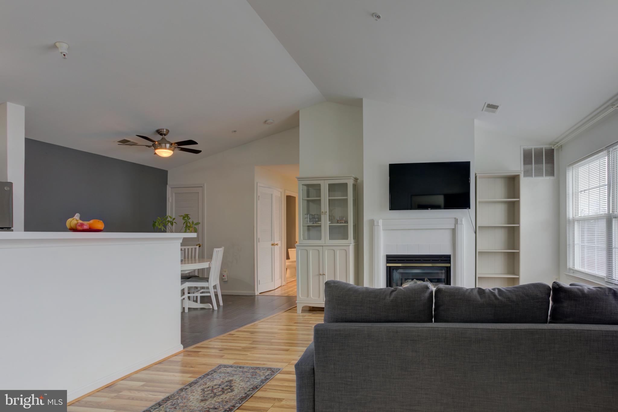 LEESBURG GATEWAY - Residential Lease