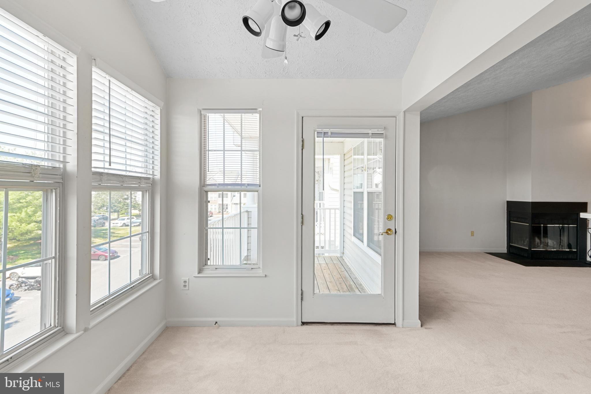 STUART MECHANIC - Residential Lease