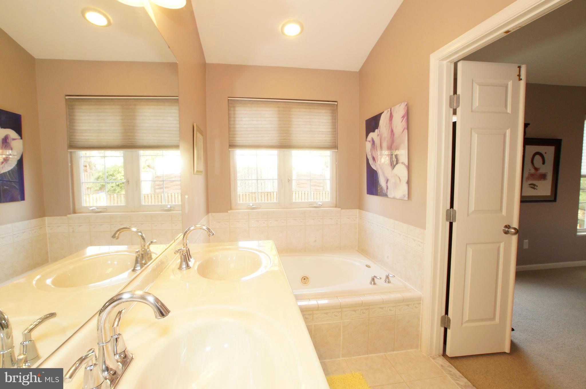 DORSEY WOODS - Residential Lease